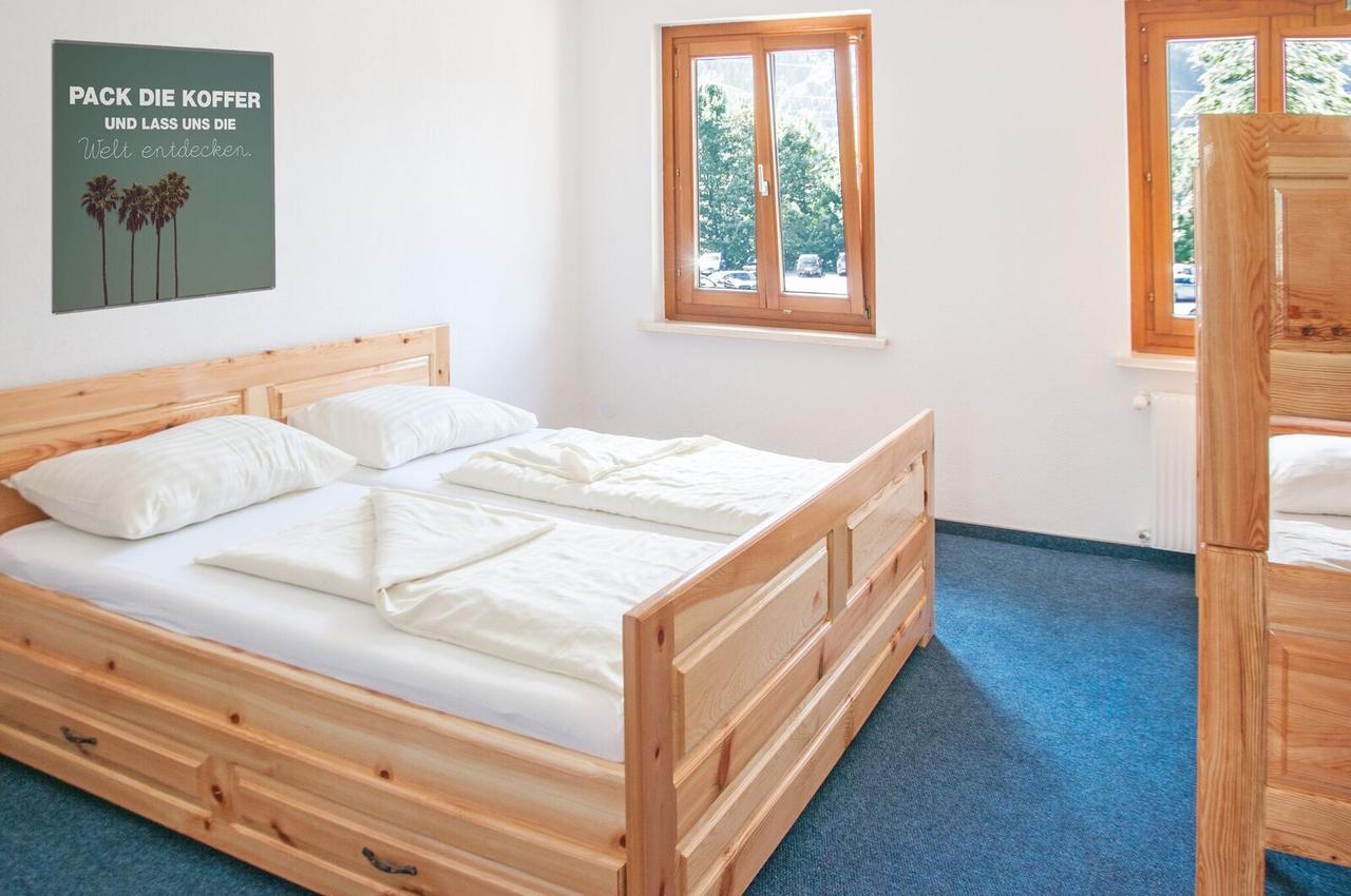 Gasthaus Pension Goldeck シュピッタール・アン・デア・ドラウ エクステリア 写真